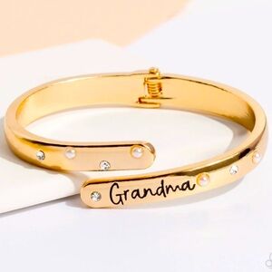 ⚪️💎 “GORGEOUS GRANDMA” GOLD HINGE BRACELET ~ PAPARAZZI❗️💎⚪️